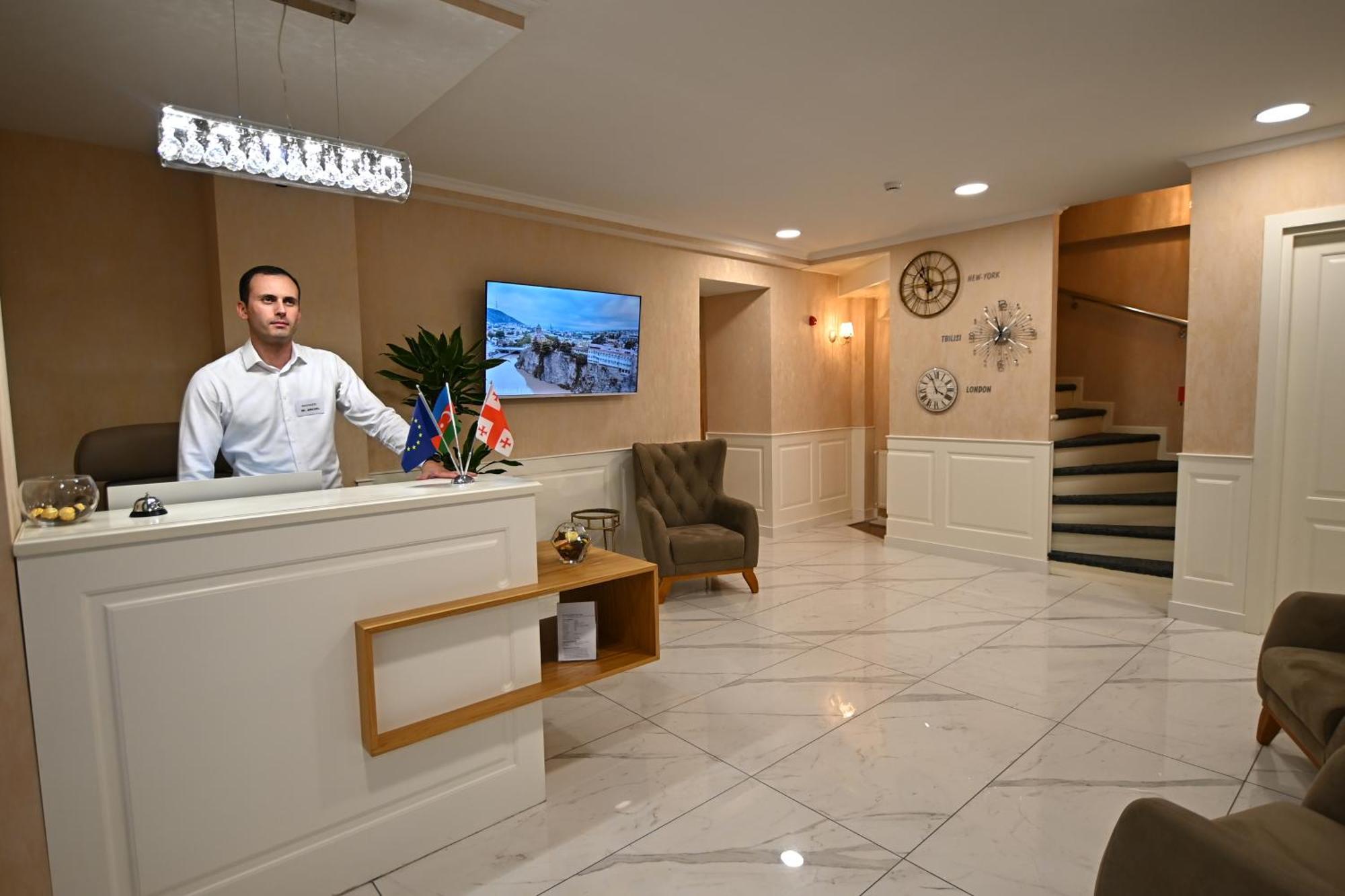Hotel Well Inn تبليسي المظهر الخارجي الصورة