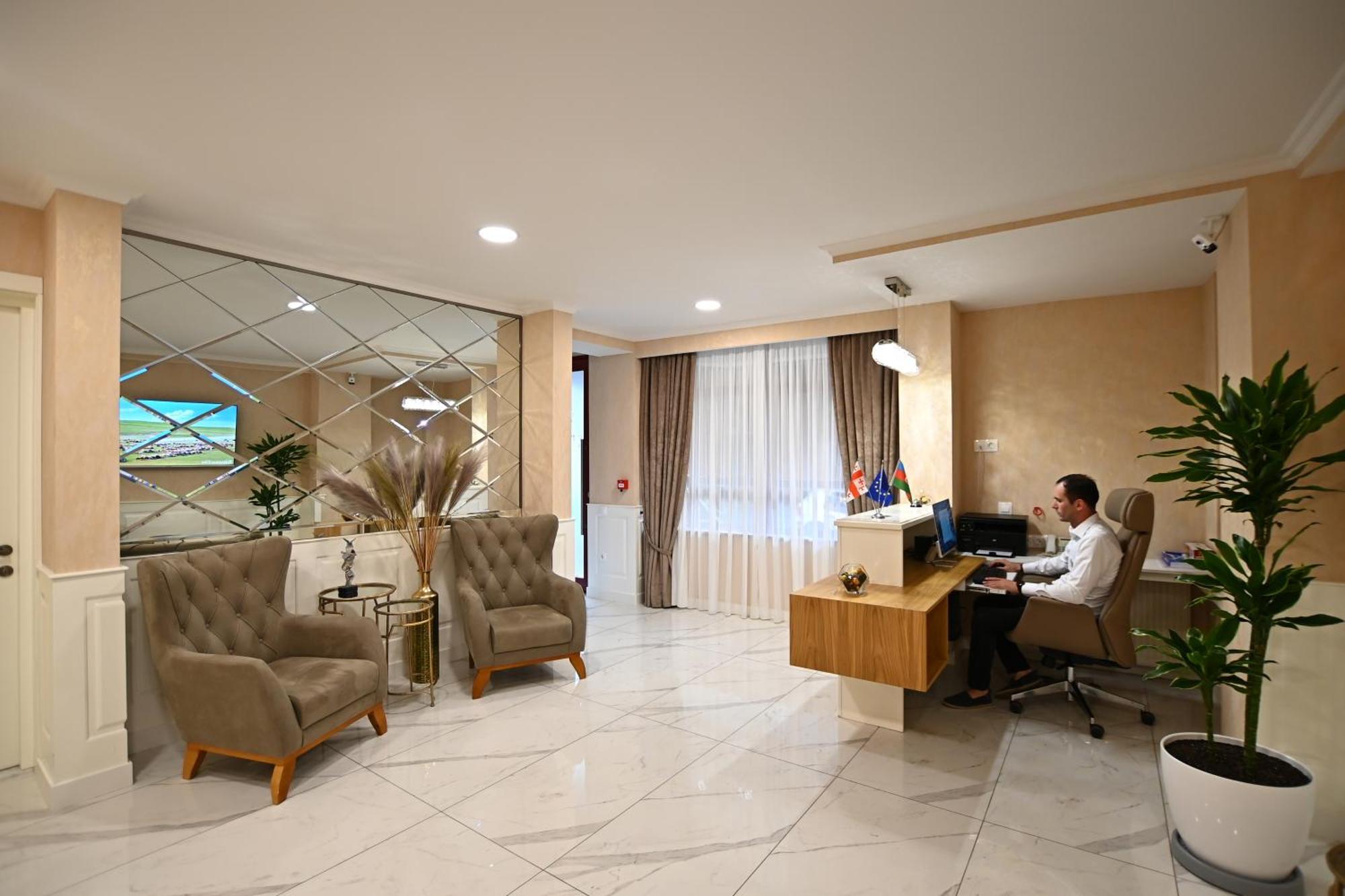 Hotel Well Inn تبليسي المظهر الخارجي الصورة