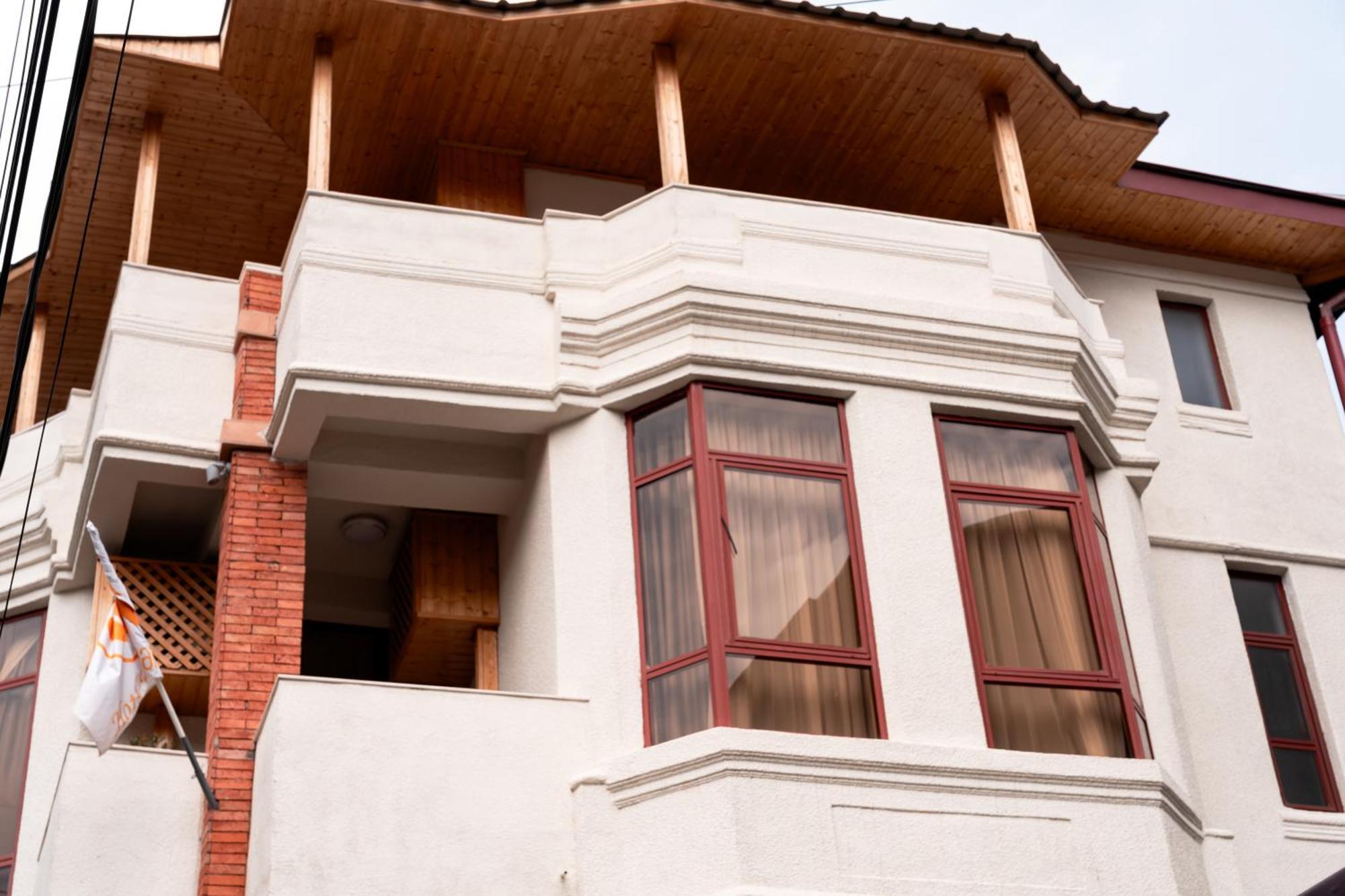 Hotel Well Inn تبليسي المظهر الخارجي الصورة