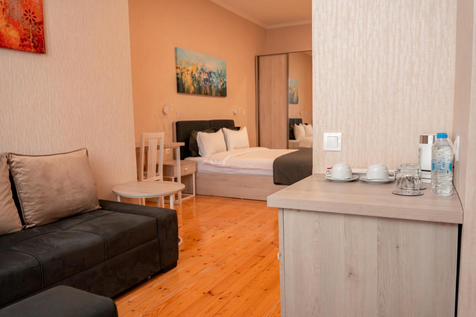 Hotel Well Inn تبليسي المظهر الخارجي الصورة