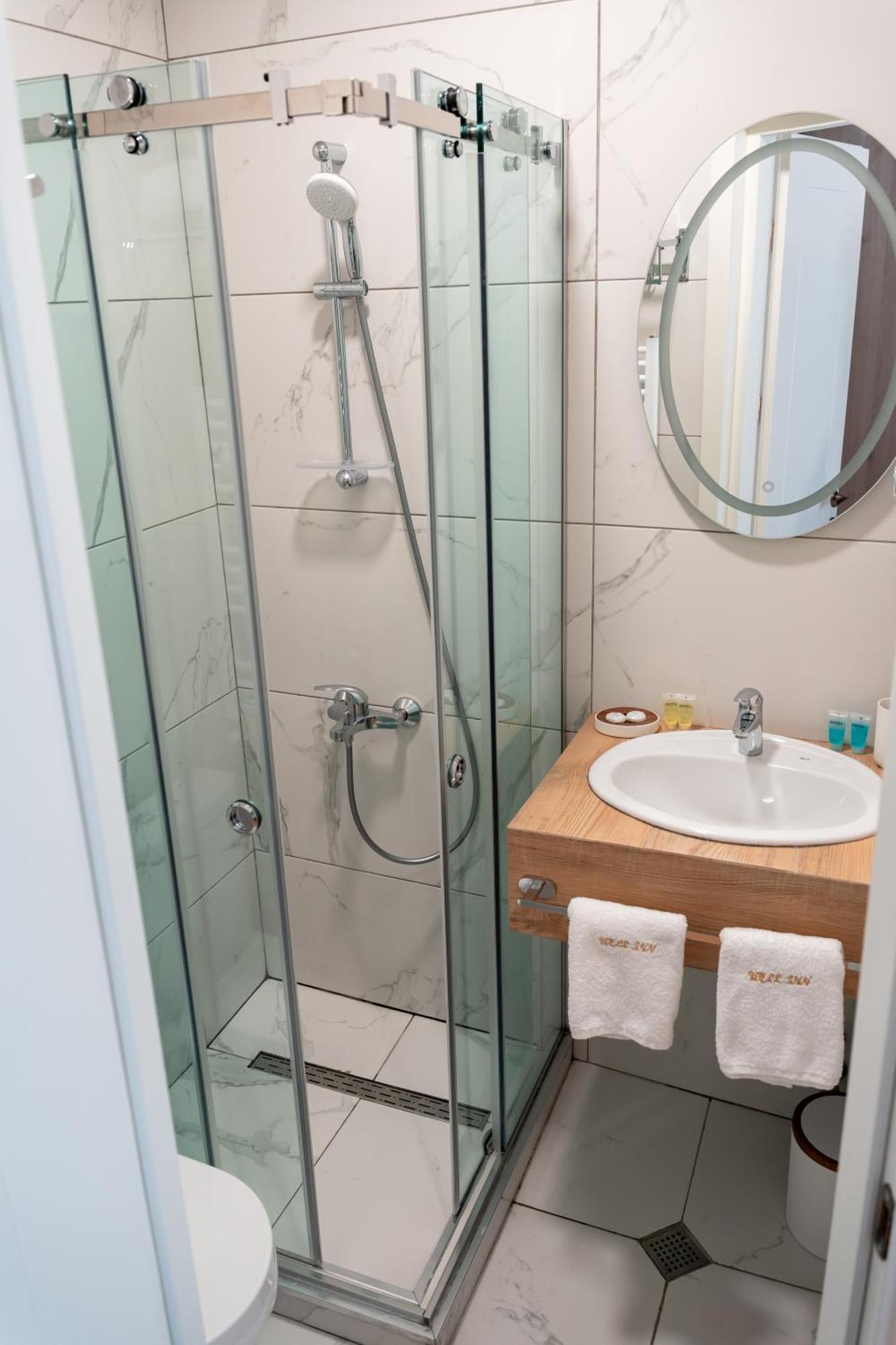 Hotel Well Inn تبليسي المظهر الخارجي الصورة